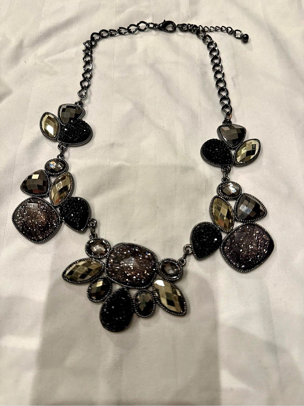 Statement Pendant Necklace in Black & Gray Like New